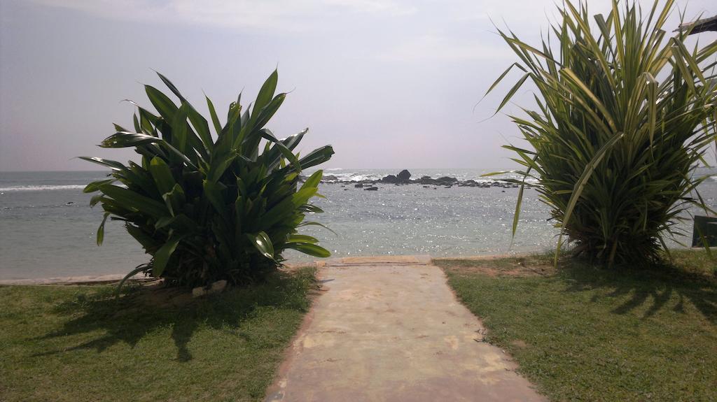 Miltons Beach Resort 乌纳瓦图纳 外观 照片
