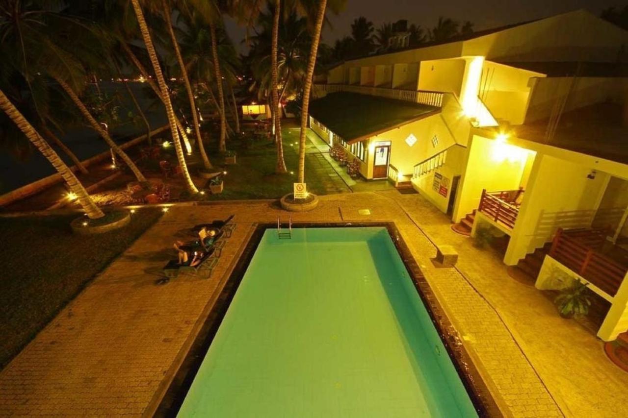 Miltons Beach Resort 乌纳瓦图纳 外观 照片