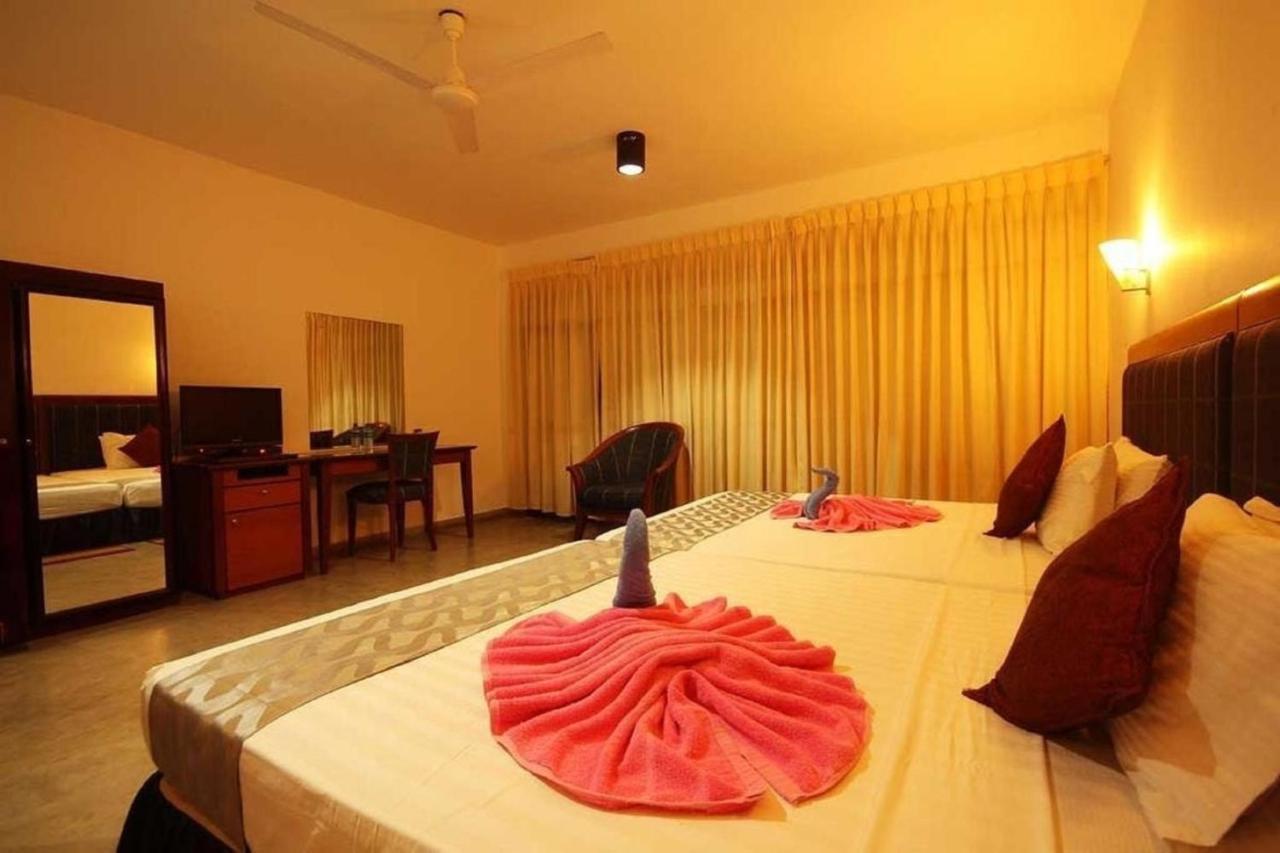 Miltons Beach Resort 乌纳瓦图纳 外观 照片