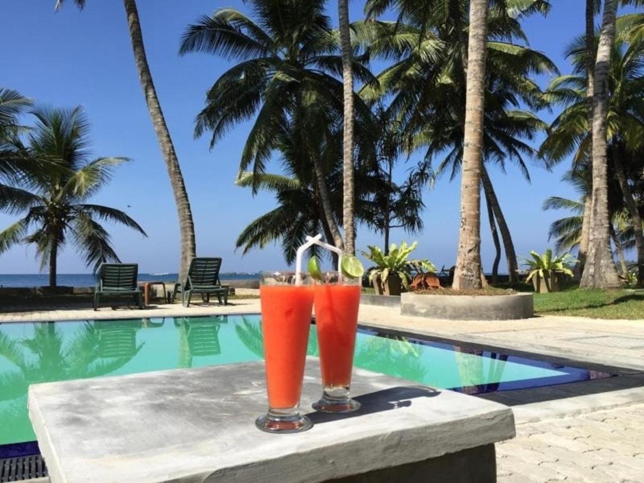 Miltons Beach Resort 乌纳瓦图纳 外观 照片