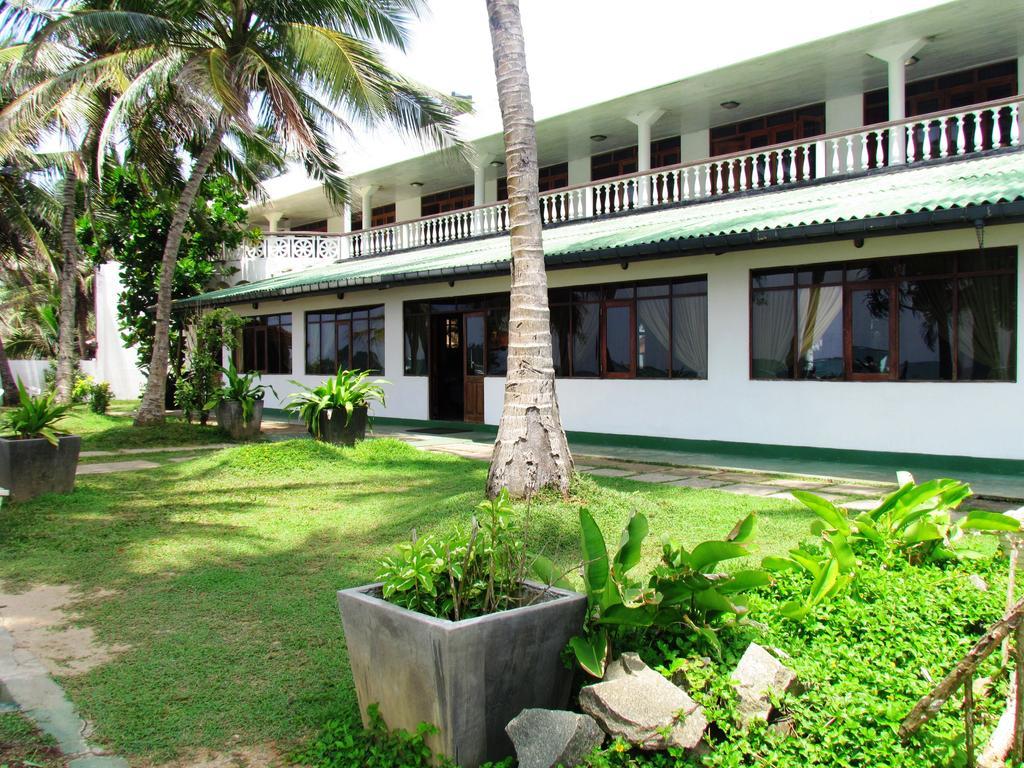Miltons Beach Resort 乌纳瓦图纳 外观 照片
